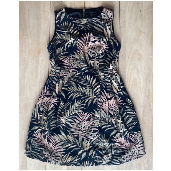 TED BAKER Louryn Palm Pattern Jacquard Dress Size 10 US (Ted Size 4) - Picture 2 of 10